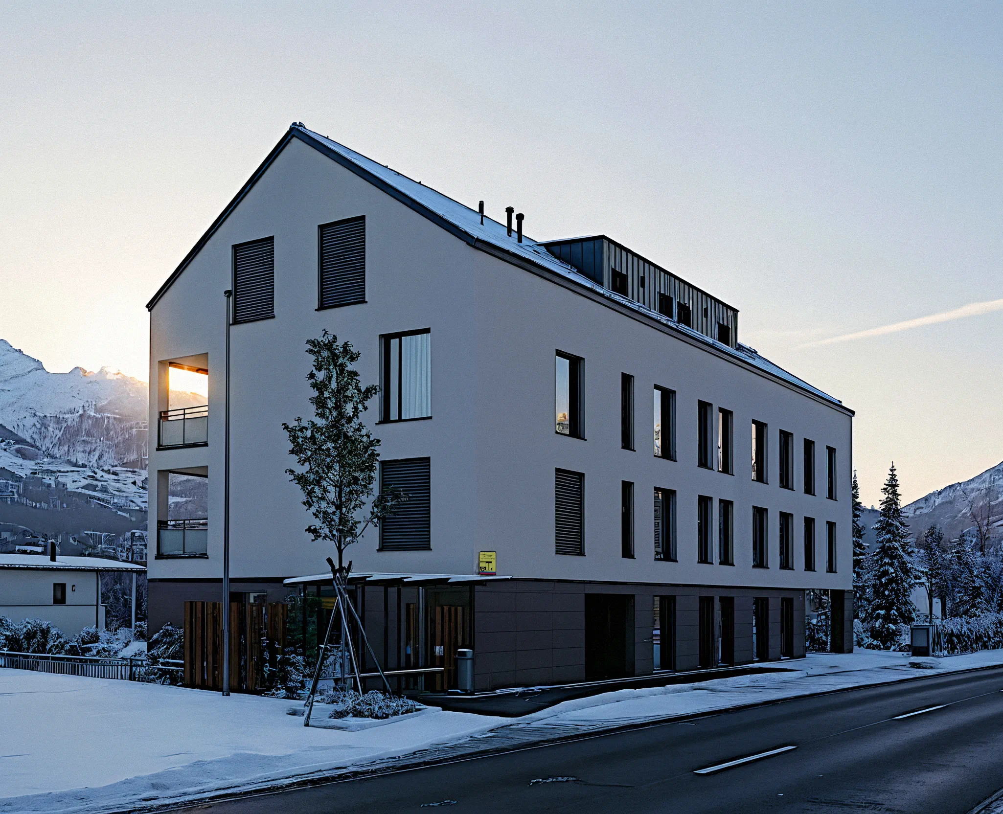 Büro- & Geschäftshaus Landstrasse in Vaduz